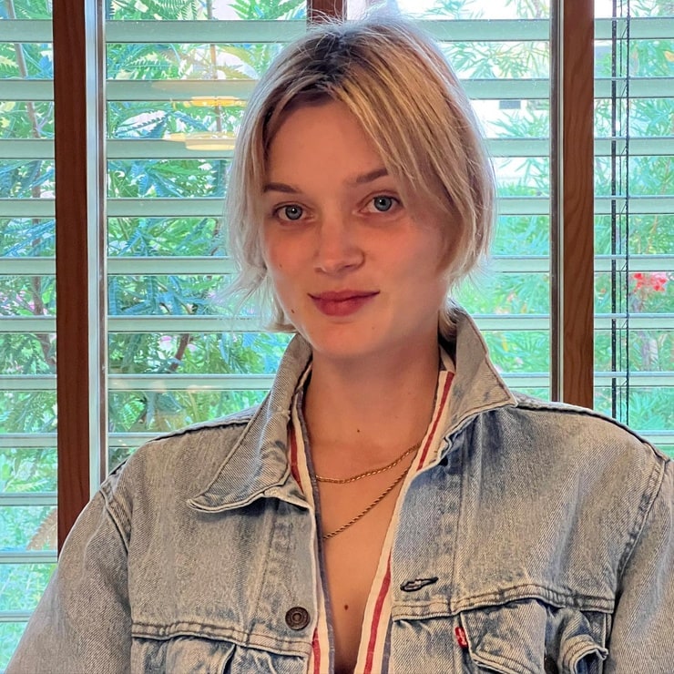 Bella Heathcote