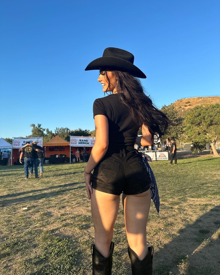 Natalie Gibson Natalie Gibson