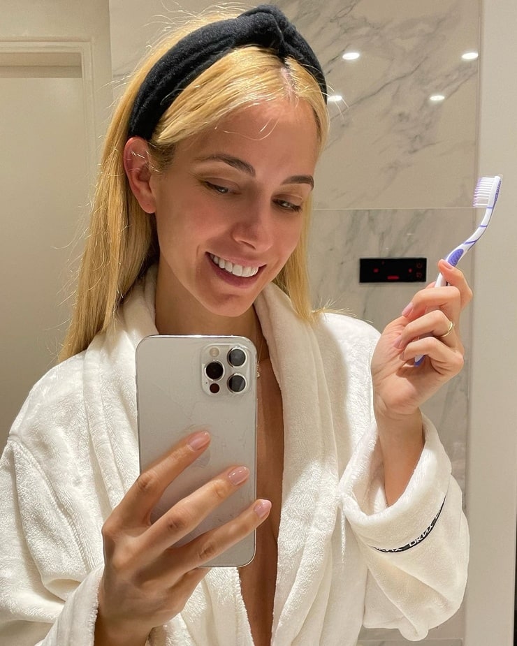 Doukissa Nomikou Doukissa Nomikou