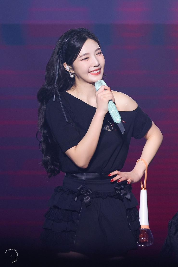 Joy (Park Soo Young)