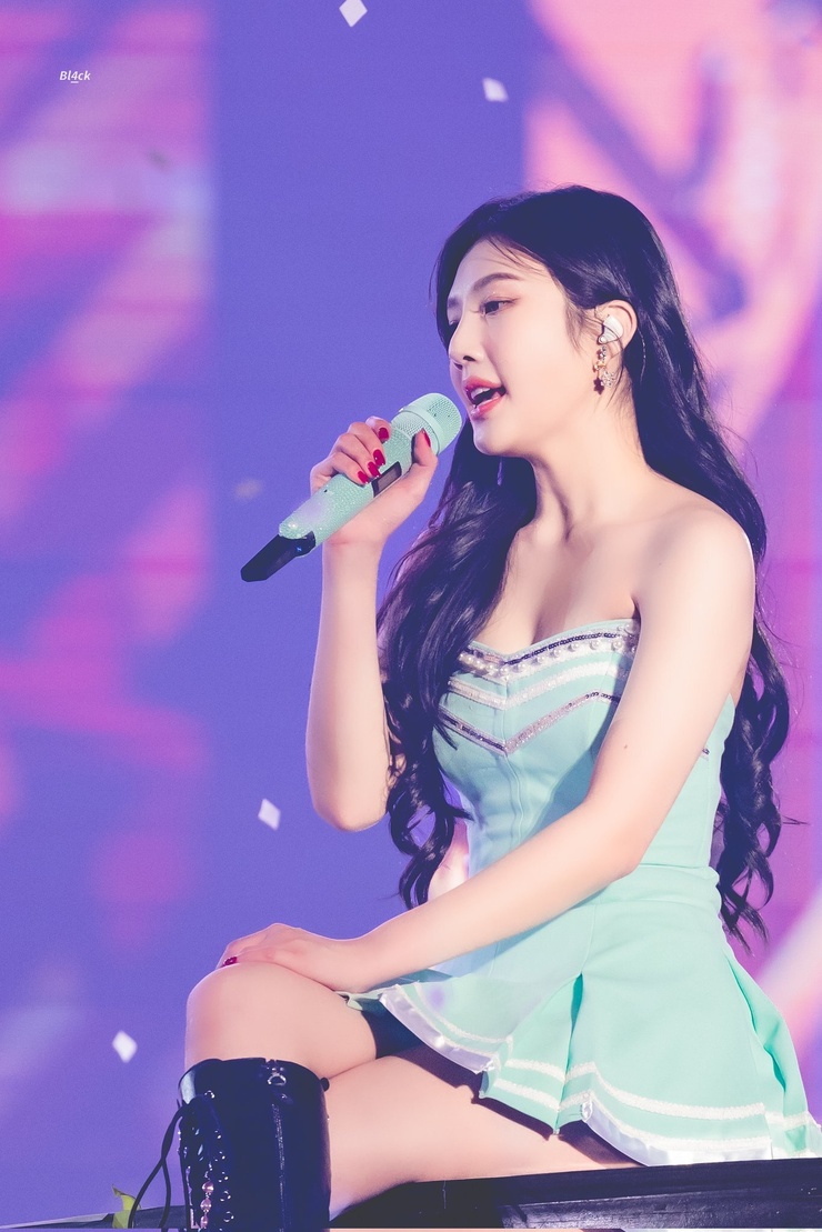 Joy (Park Soo Young)