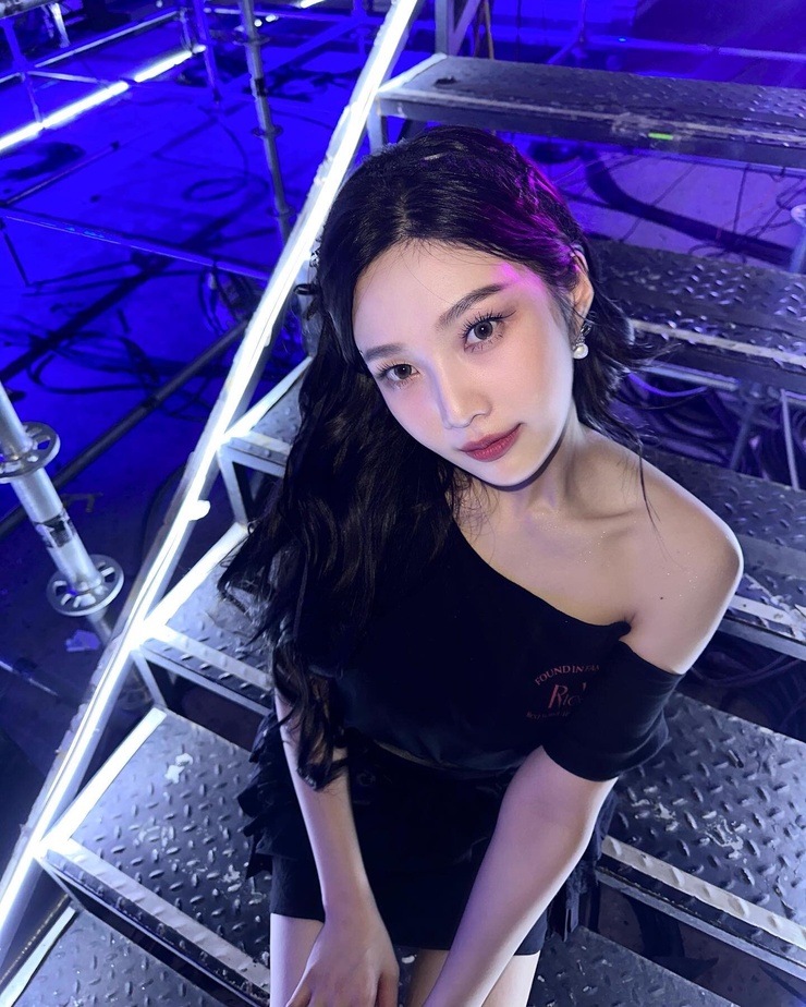Joy (Park Soo Young)
