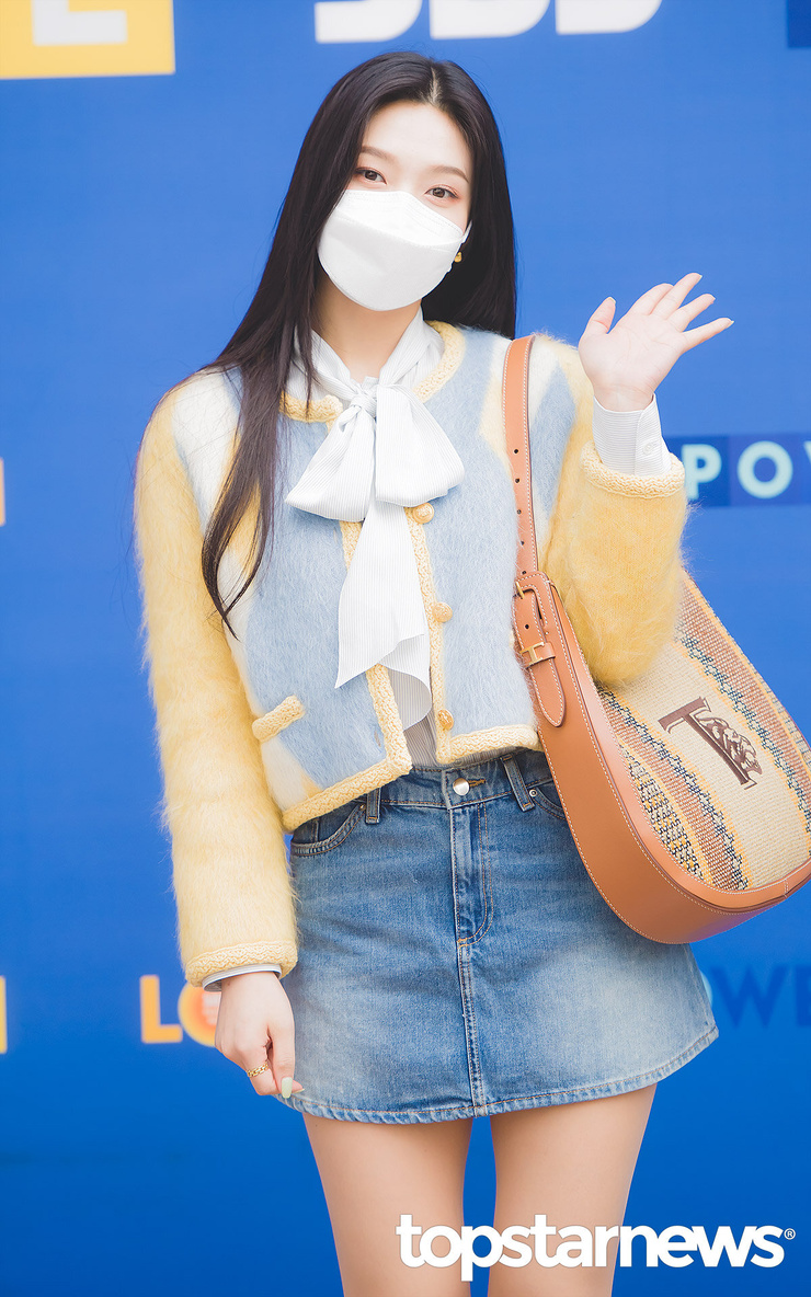 Joy (Park Soo Young)