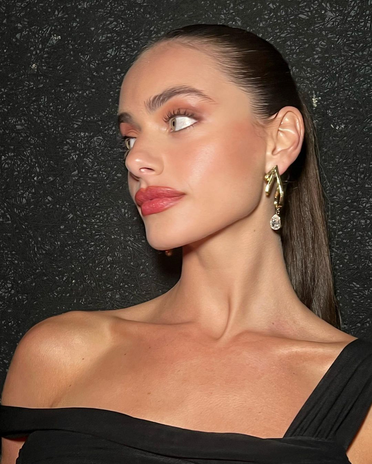 Yael Shelbia Yael Shelbia