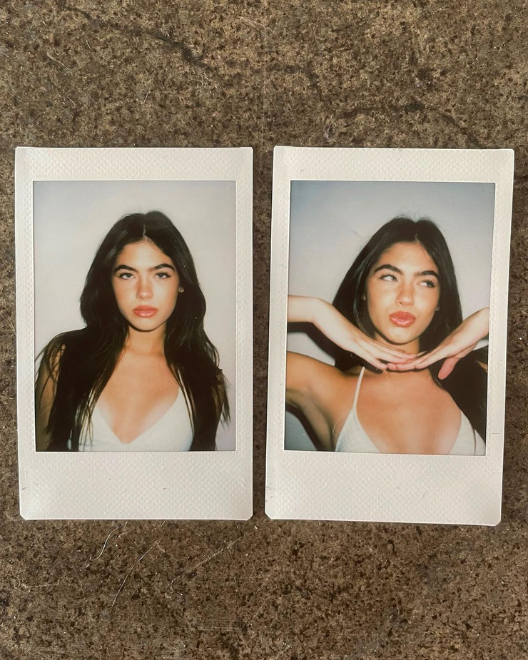 Zoe Sellers Zoe Sellers