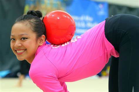Laura Zeng