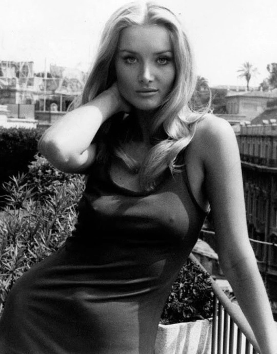 Barbara Bouchet