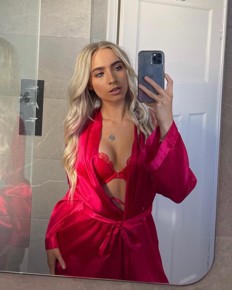 Grace Moore (I) image