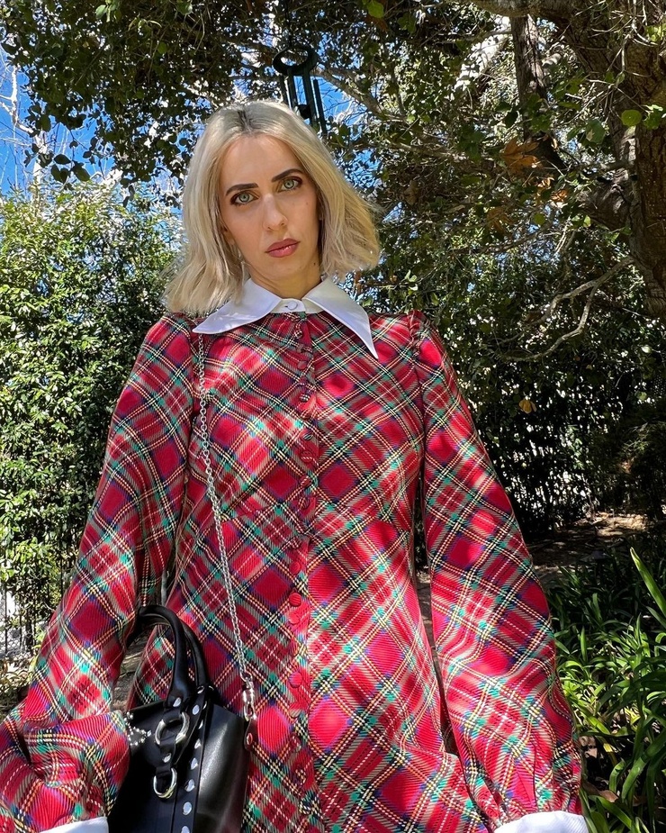 Hila Klein