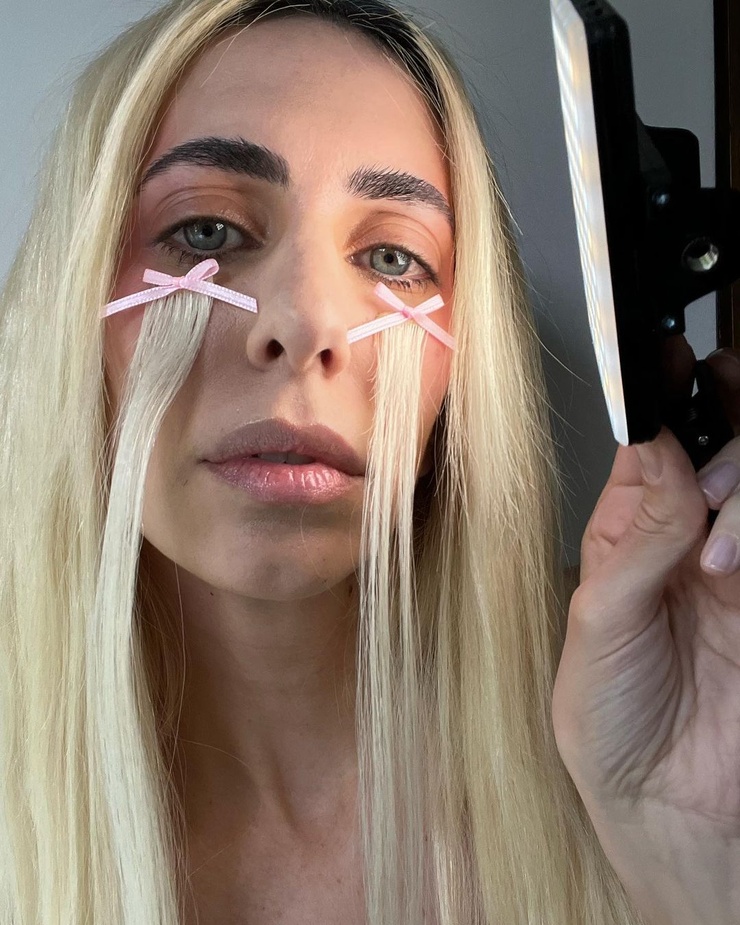 Hila Klein
