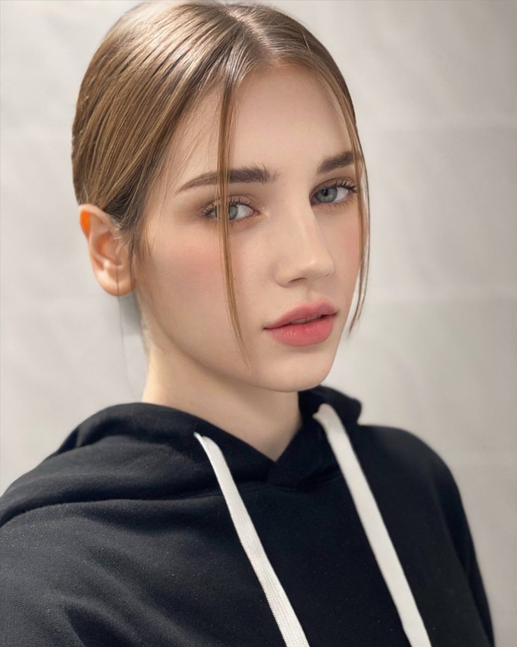 Mary Amber