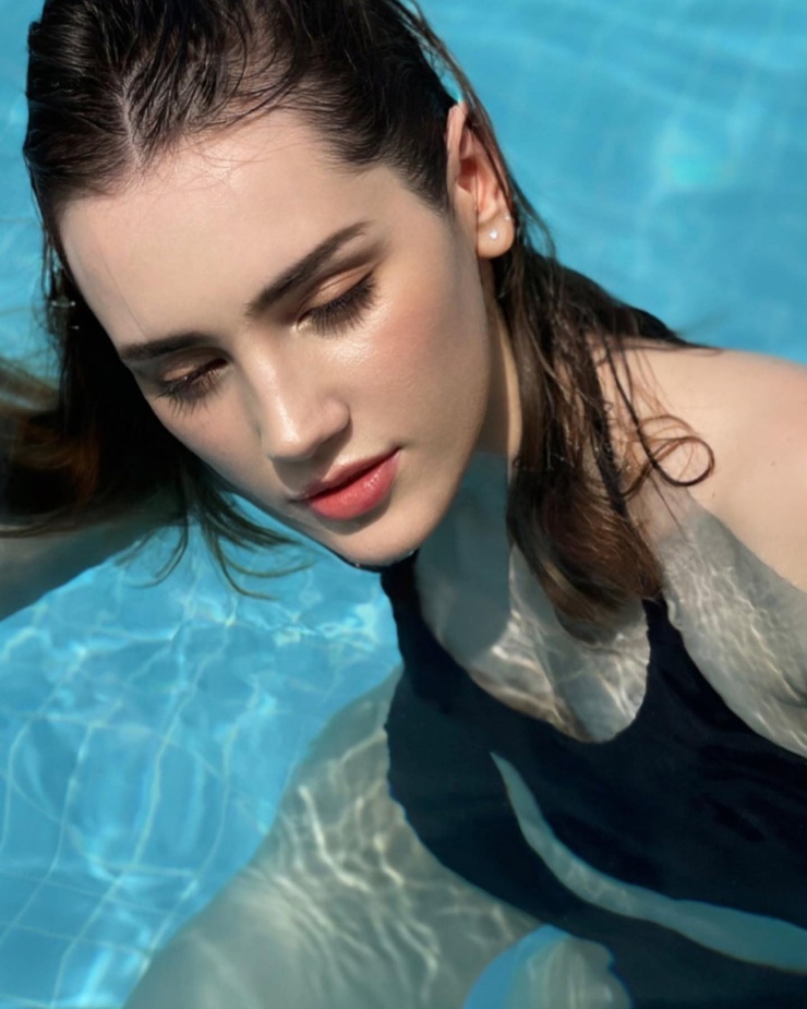 Mary Amber