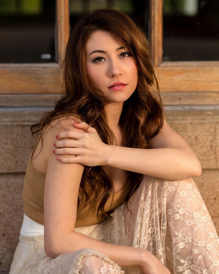 Sasha Emiri Sasha Emiri