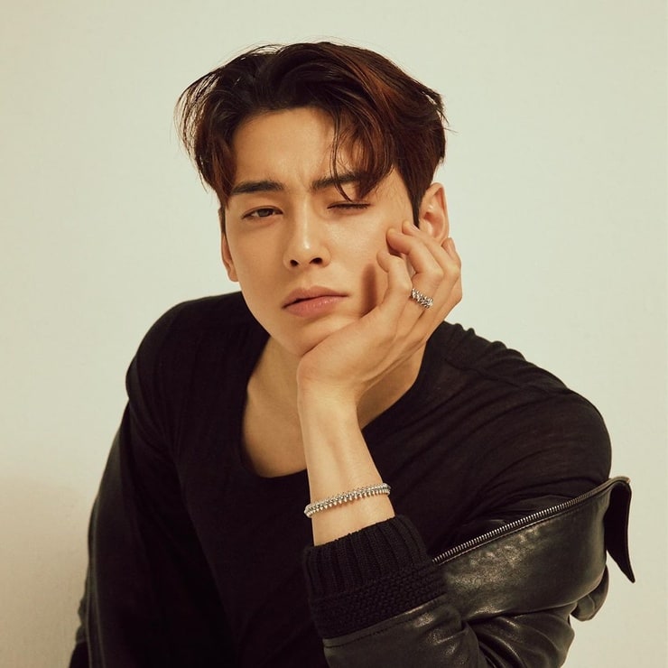 Eun-Woo Cha
