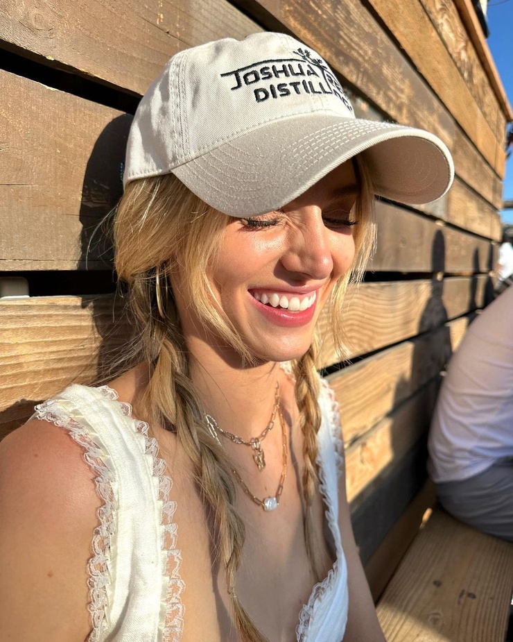 Kari Cassandra Riley