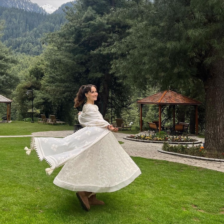 Elli Avram