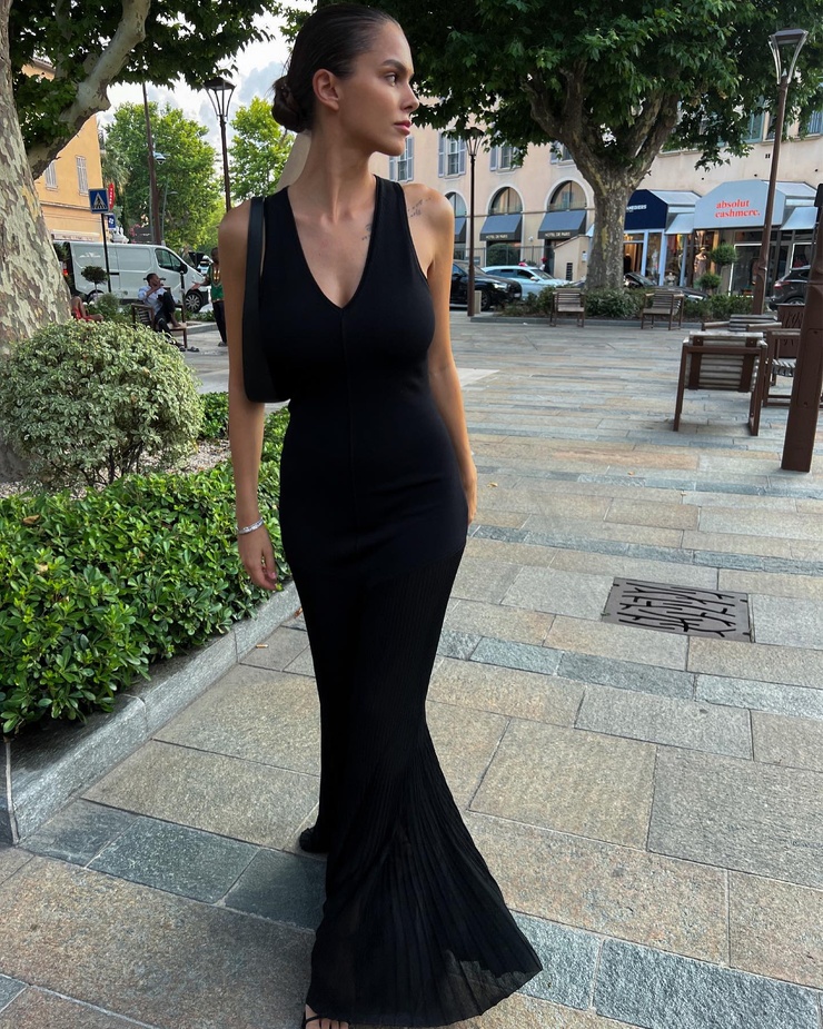 Viki Odintcova Viki Odintcova