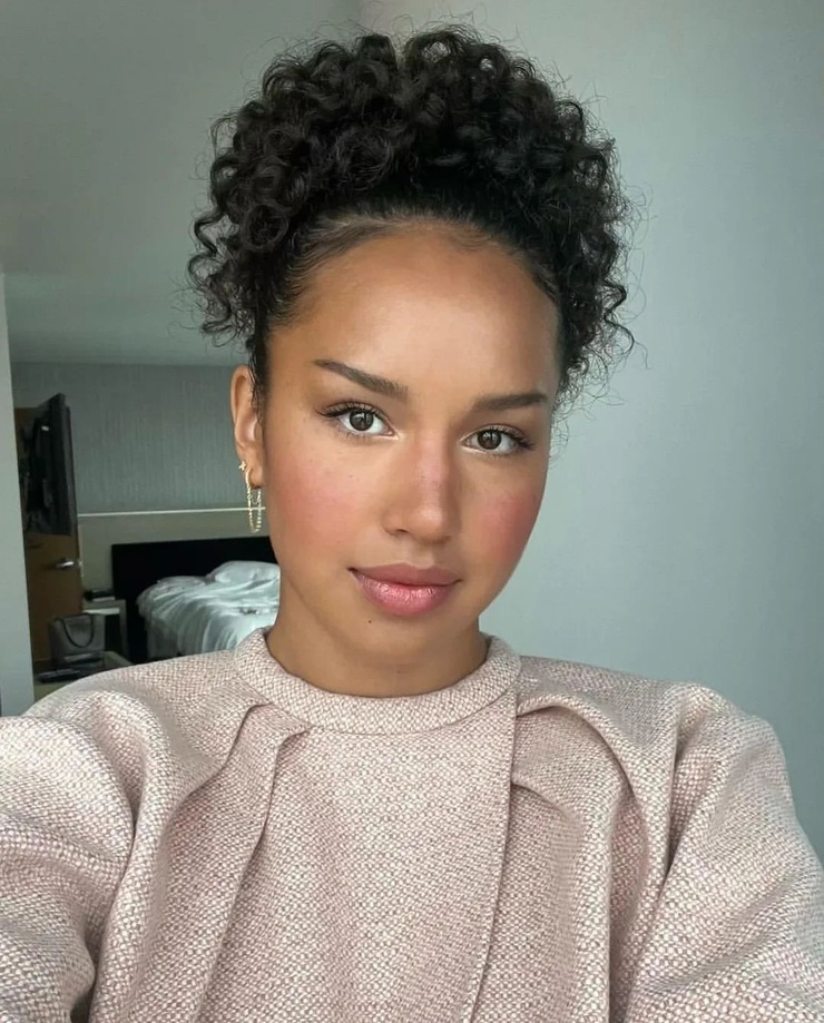 Sofia Wylie