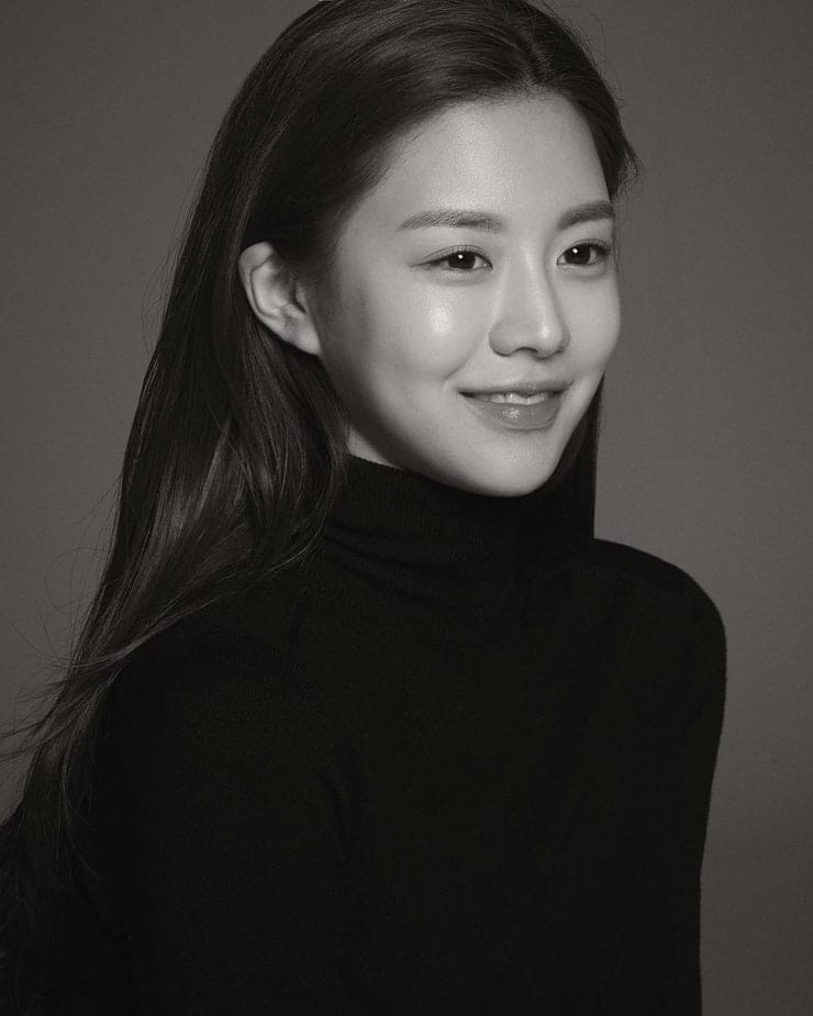 Image of Go Yoon-Jung