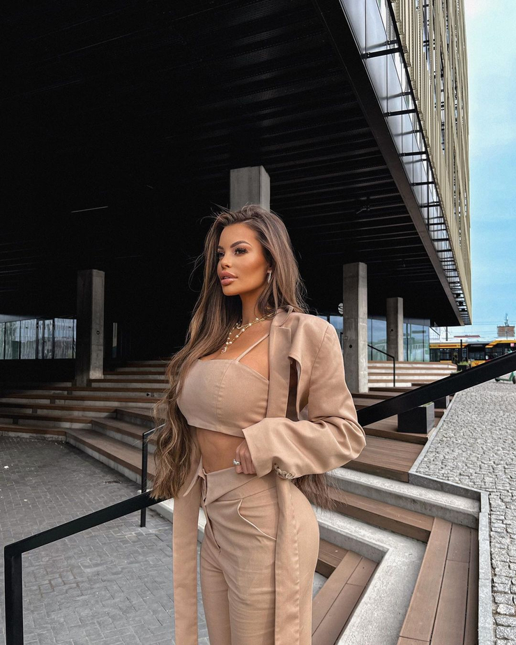 Justyna Gradek Justyna Gradek