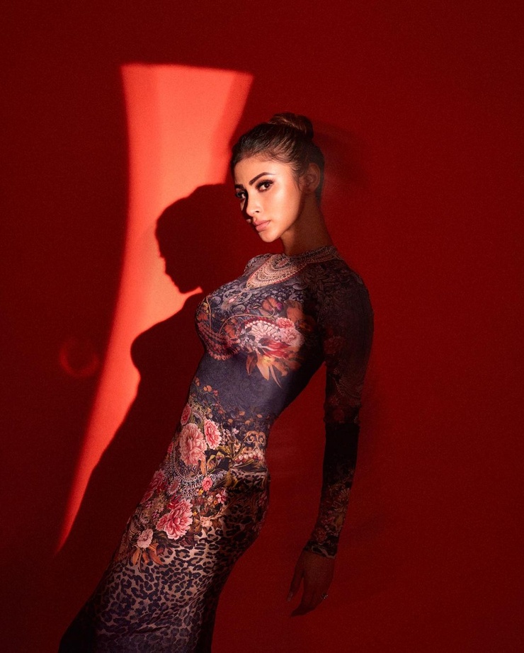 Mouni Roy