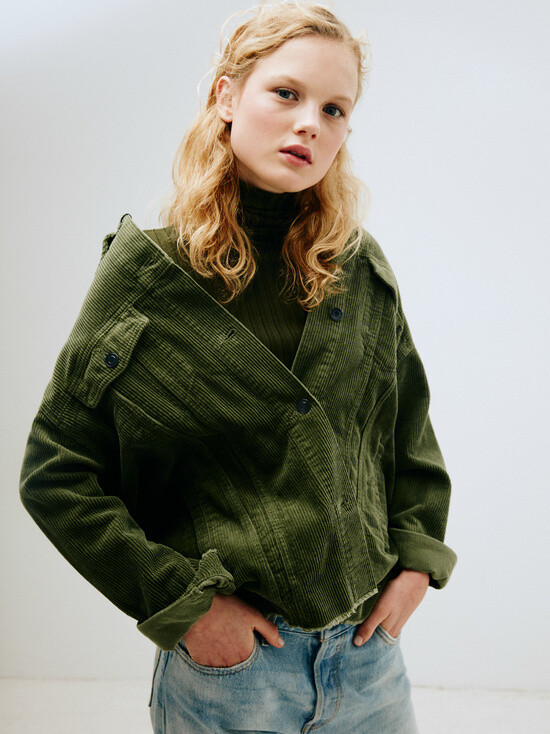 Julie Hoekstra