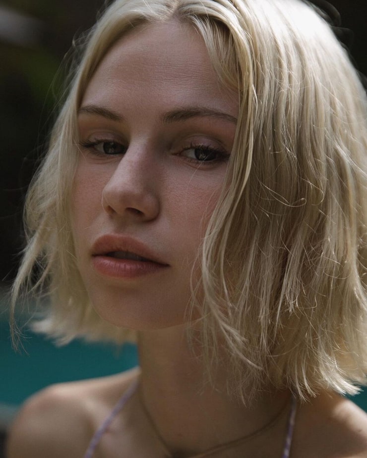 Scarlett Leithold Scarlett Leithold