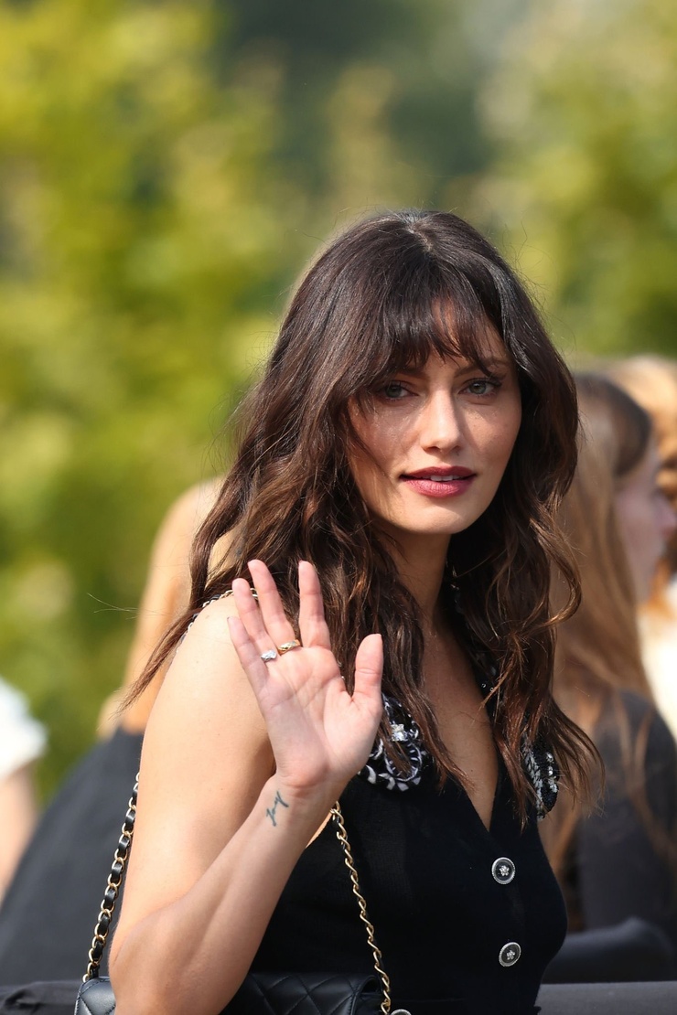 Phoebe Tonkin