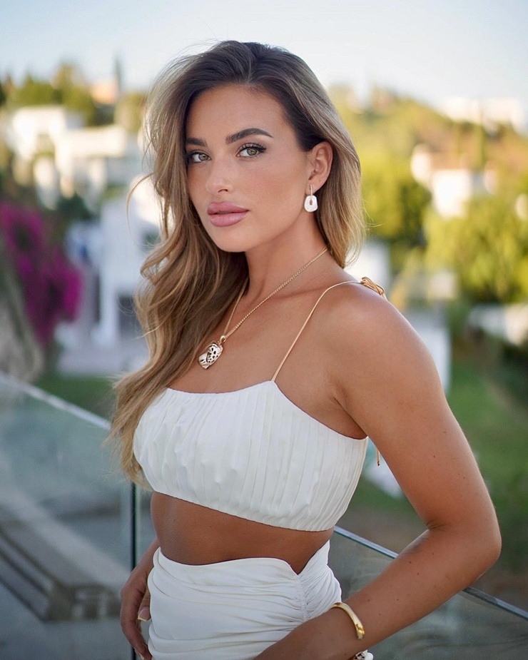 Izabela Ion