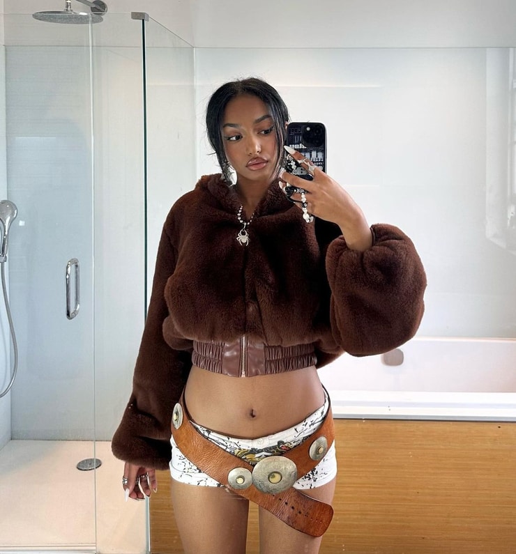Chandra Scott