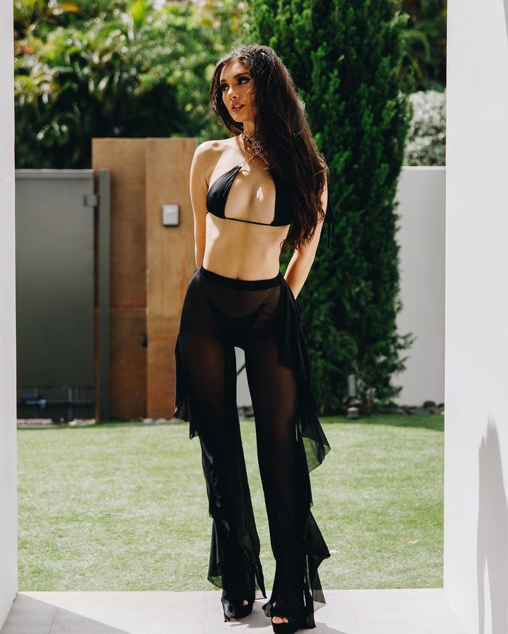 Natalie Gibson Natalie Gibson