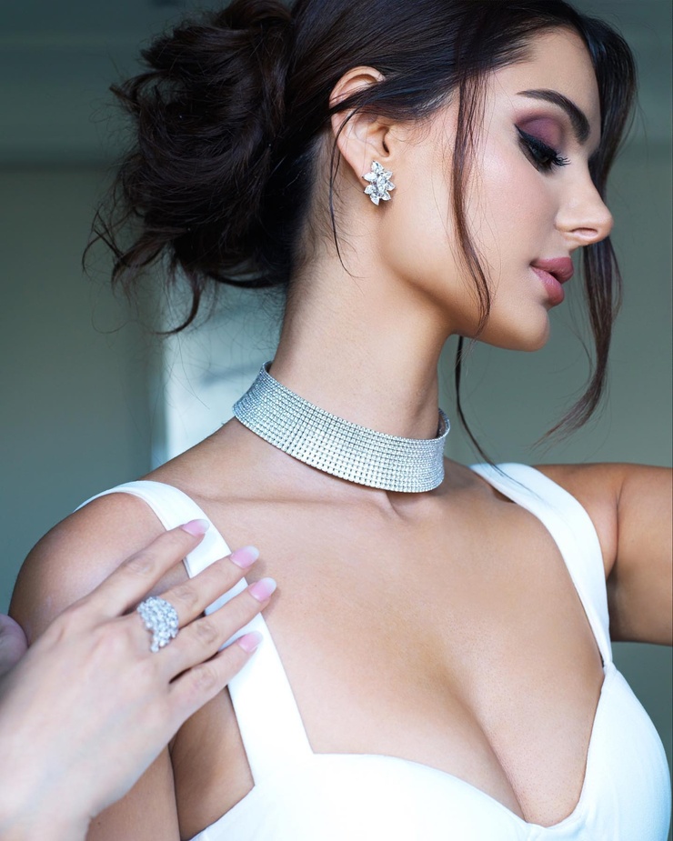 Mahlagha Jaberi
