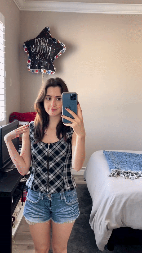 Laura Marano Laura Marano
