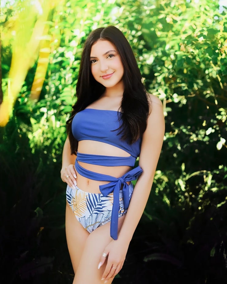 Elle Paris Legaspi