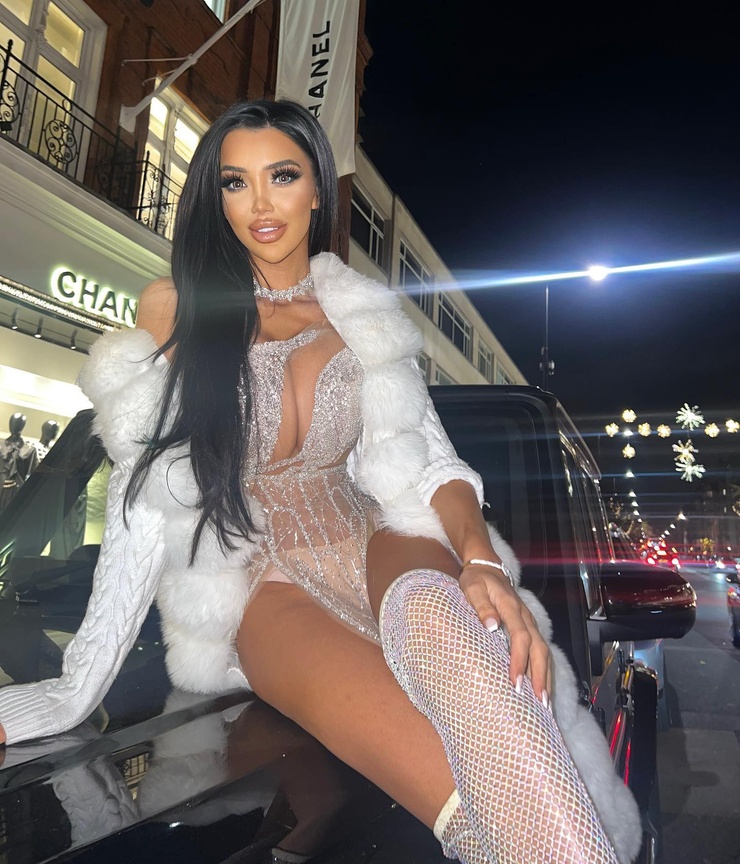 Chloe Khan