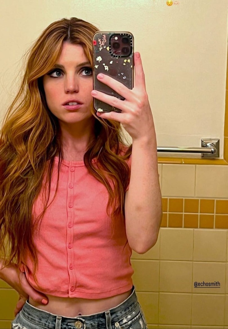 Sydney Sierota Sydney Sierota
