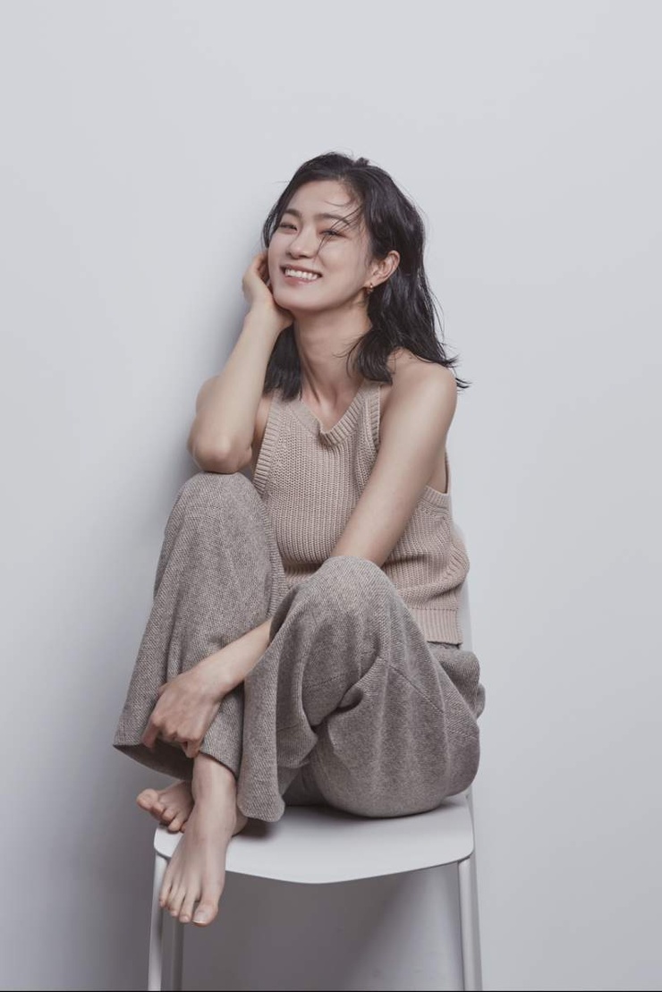 Ja-Yeon Ok Ja-Yeon Ok