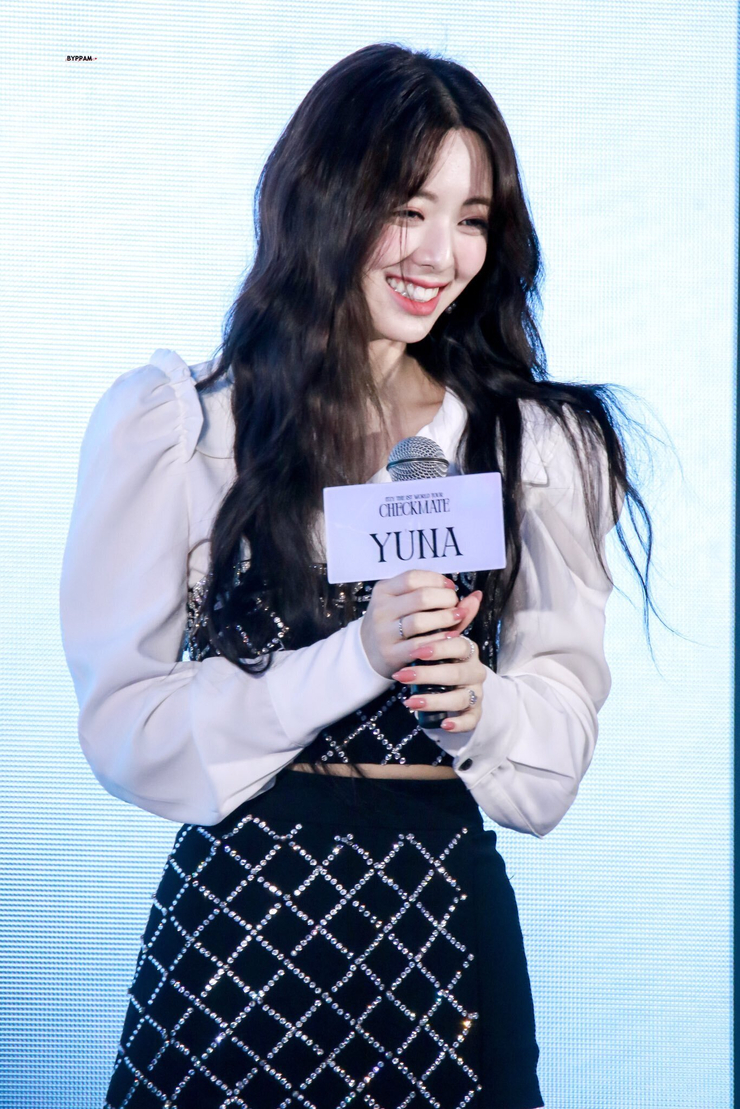 Shin Yuna