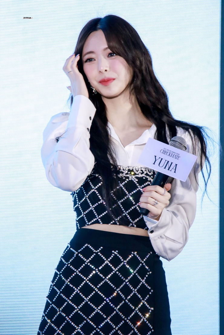 Shin Yuna
