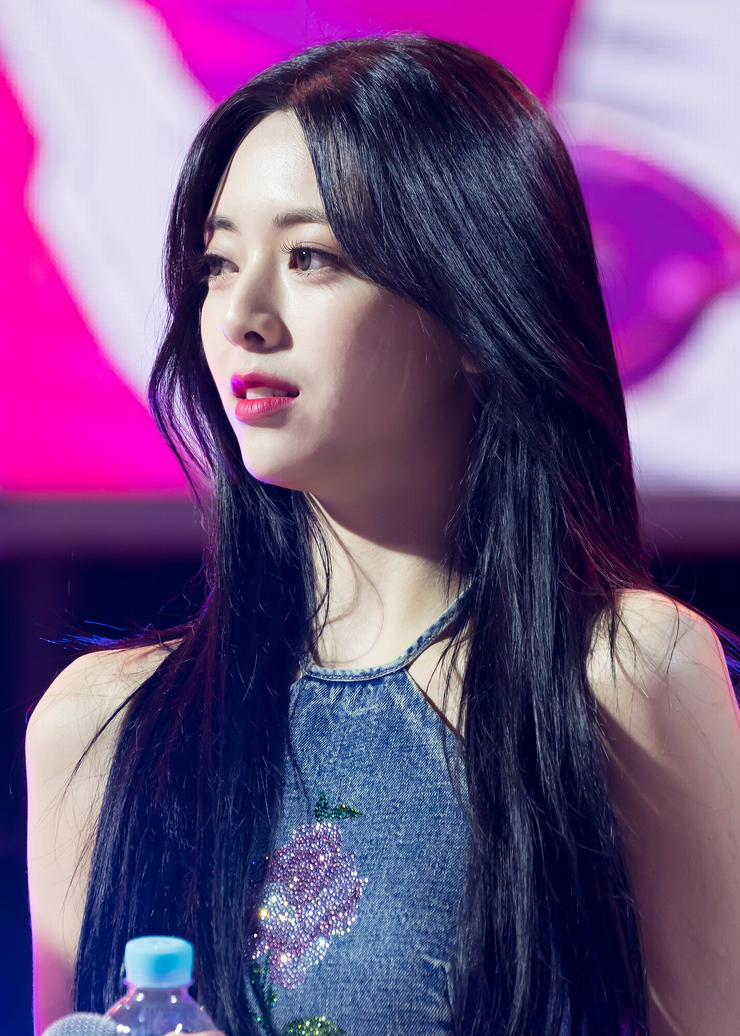 Shin Yuna