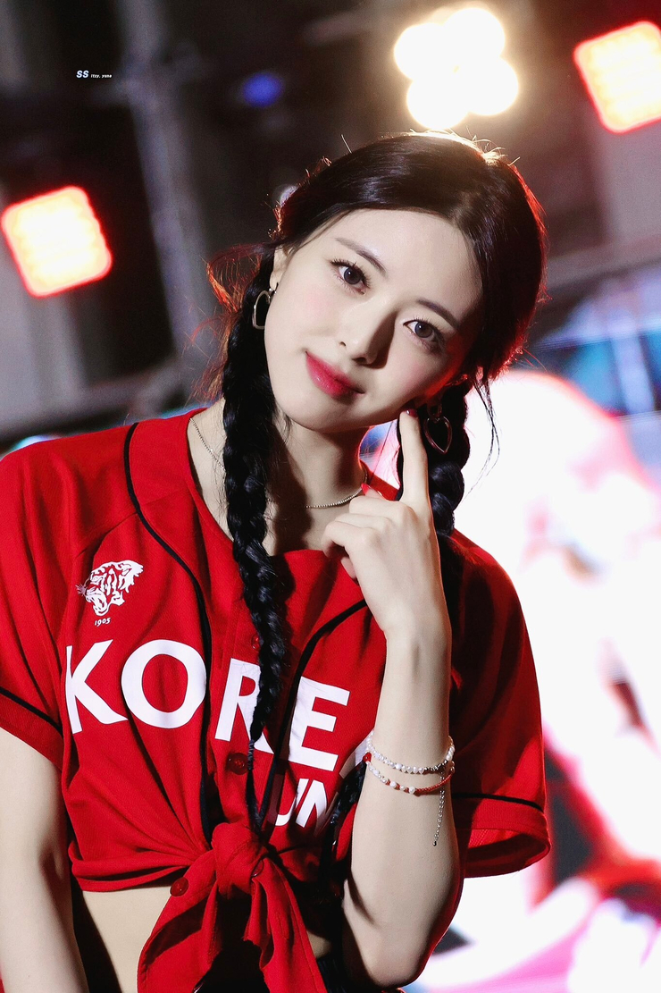 Shin Yuna