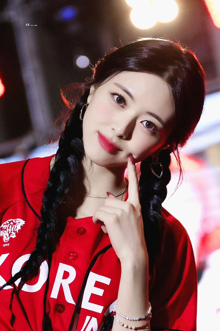 Shin Yuna