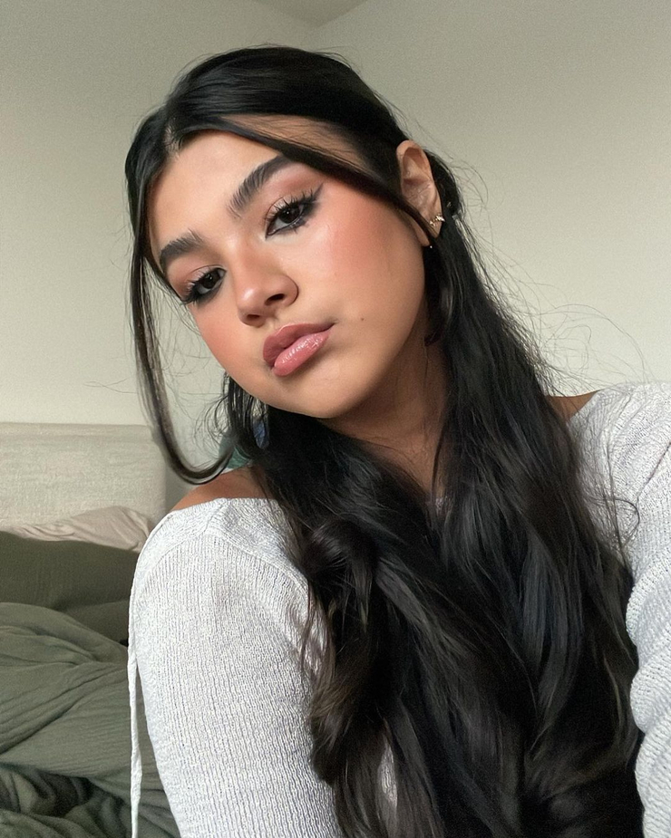 Sara Echeagaray image