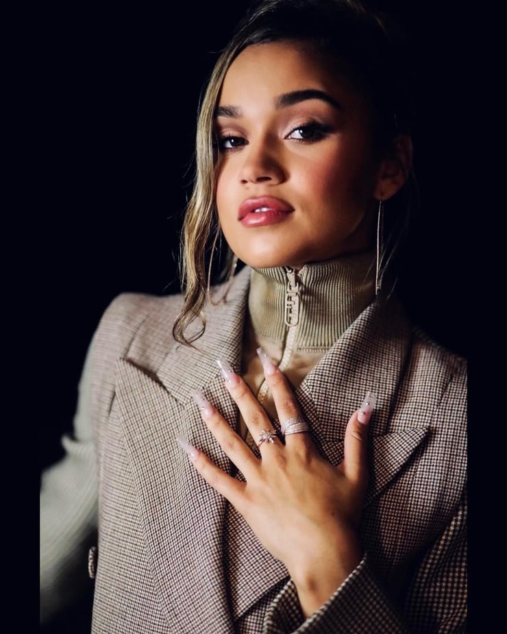 Madison Bailey Madison Bailey