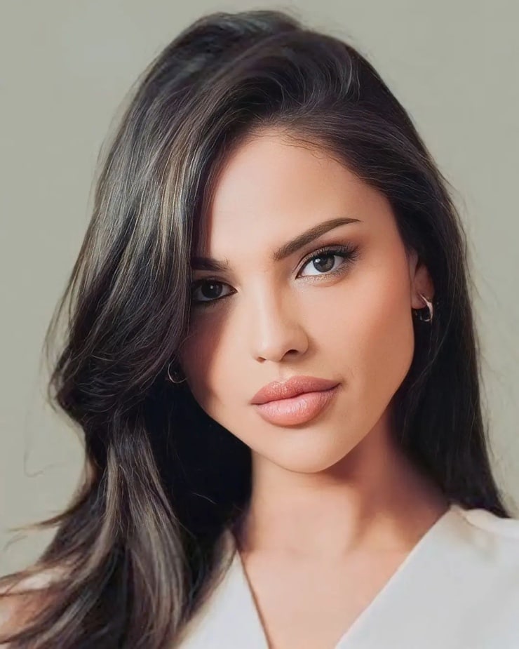 Eiza Gonzalez picture