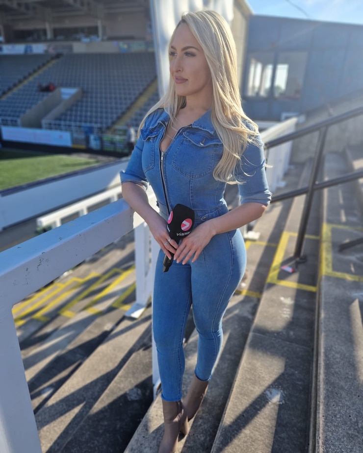 Emma Louise Jones
