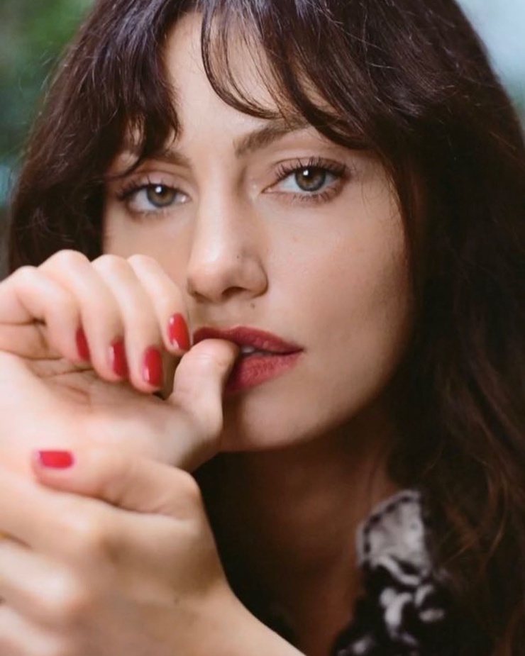 Phoebe Tonkin