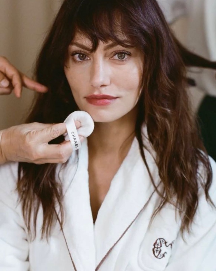 Phoebe Tonkin