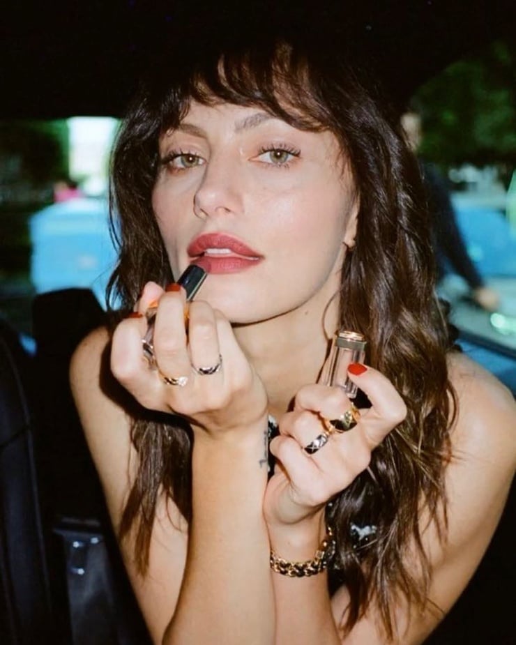 Phoebe Tonkin