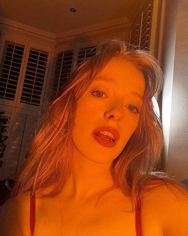 Amybeth McNulty